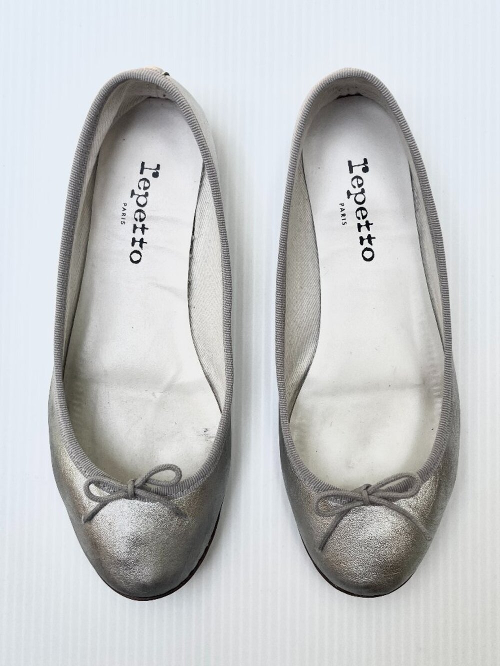 Repetto Cendrillon Metallic Ballet Flats in Silver - Size 36.5 EU/Size 5.5 US